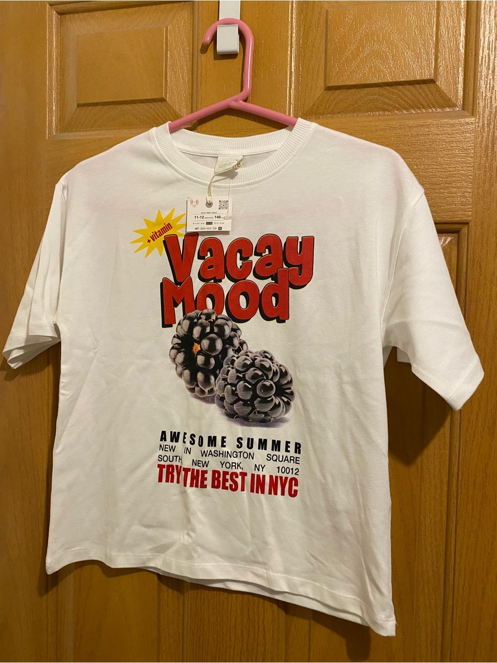 Zara White Tee with Red "Vacay Mood" Graphic